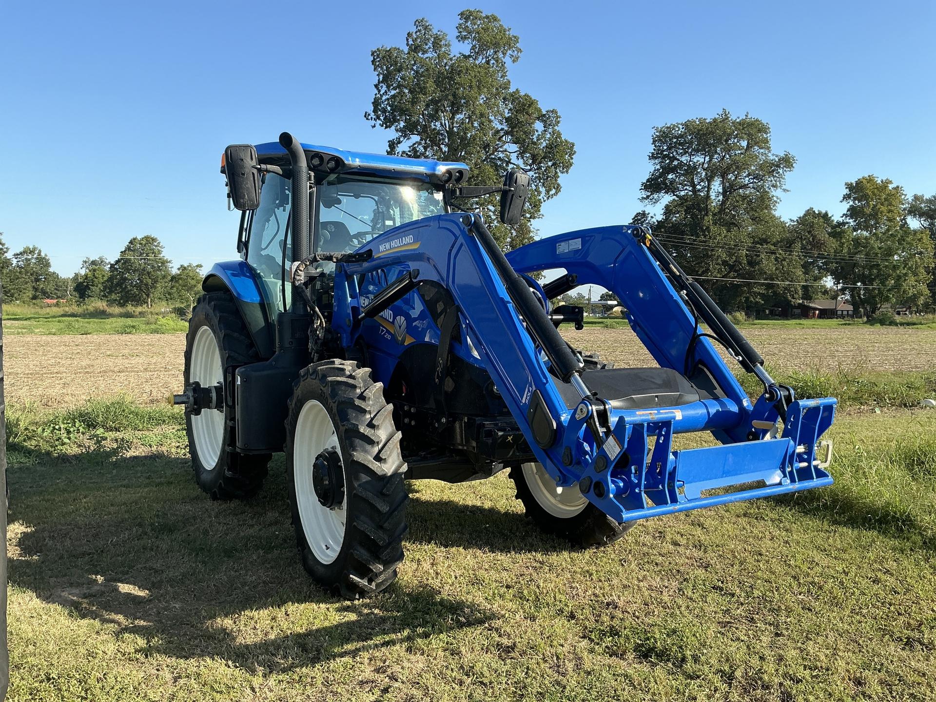 2023 New Holland T7.210