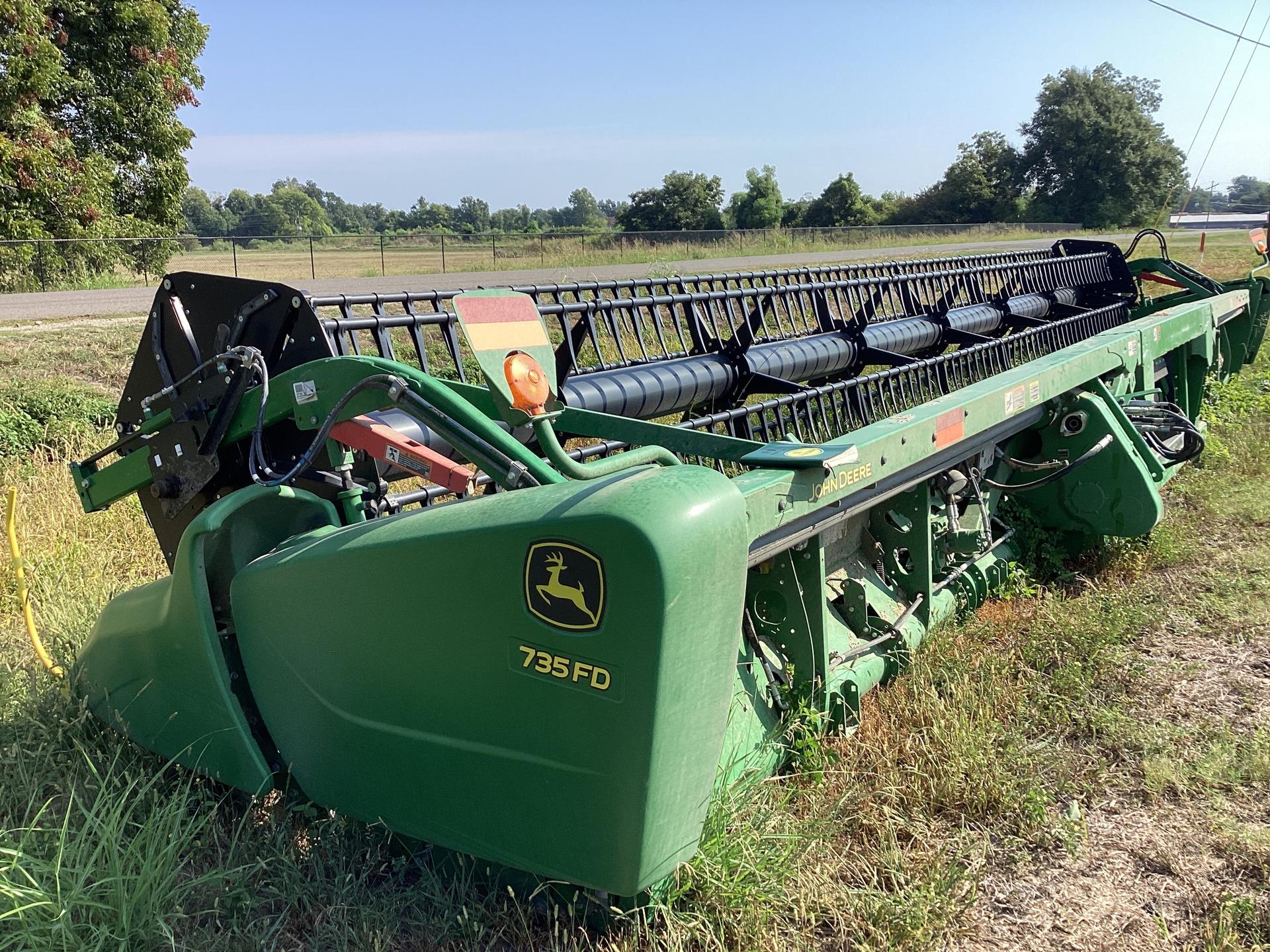 2019 John Deere 735FD