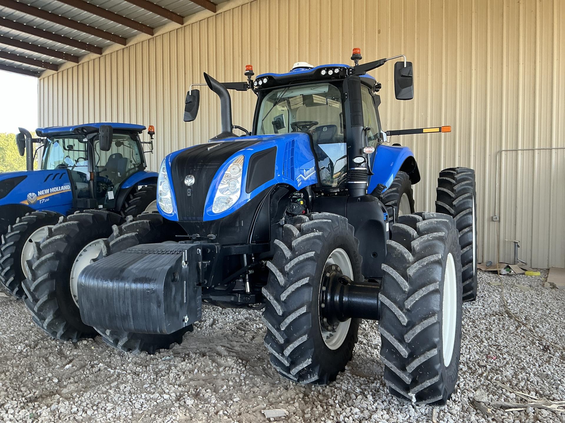 2023 New Holland T8.410