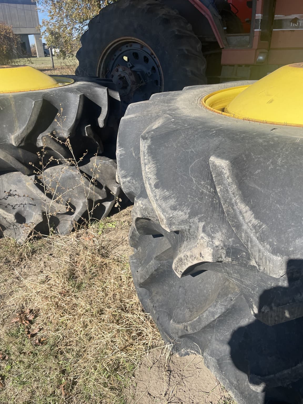 Goodyear 520/85R/32R2 Image