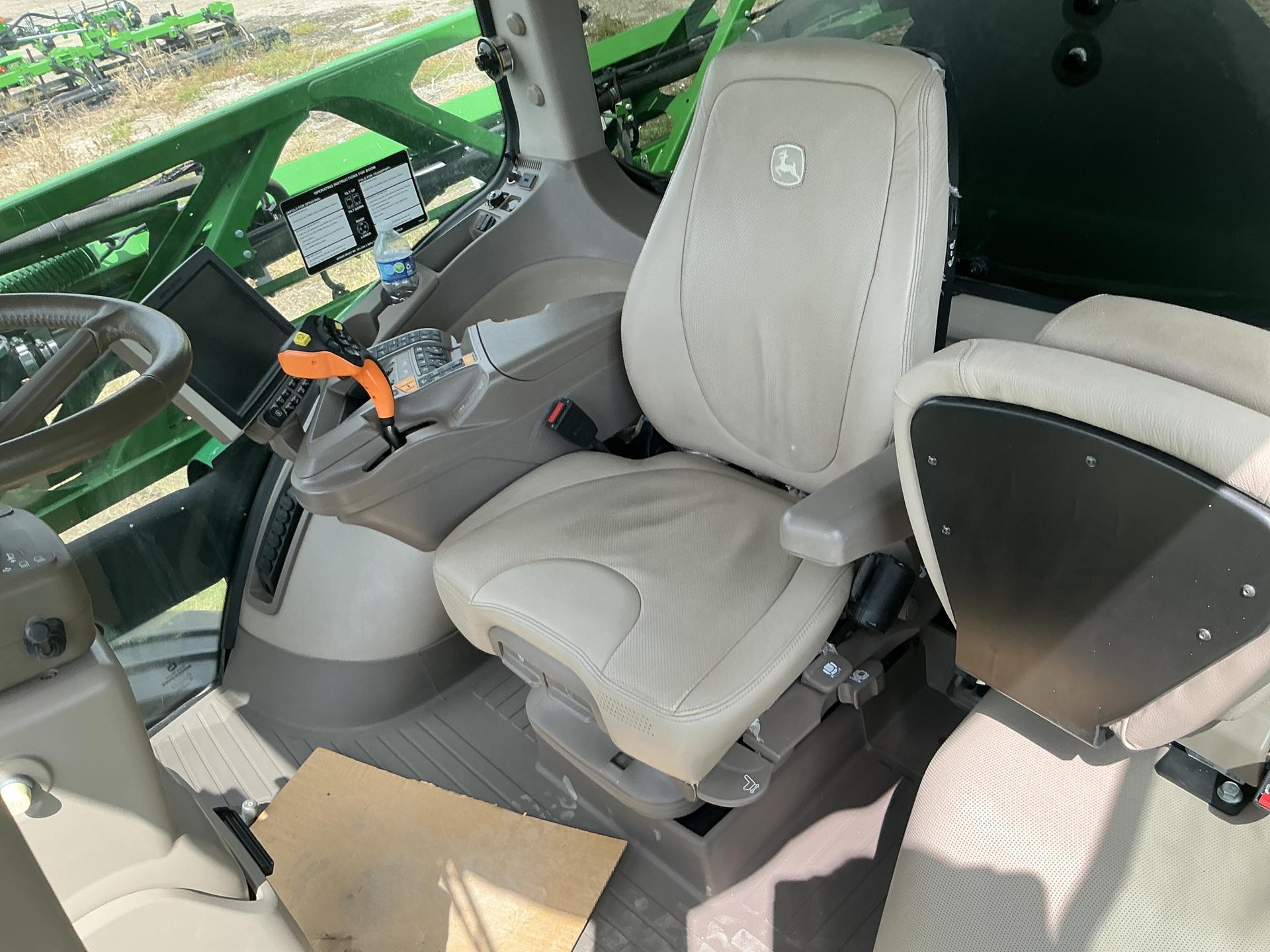 2018 John Deere R4030