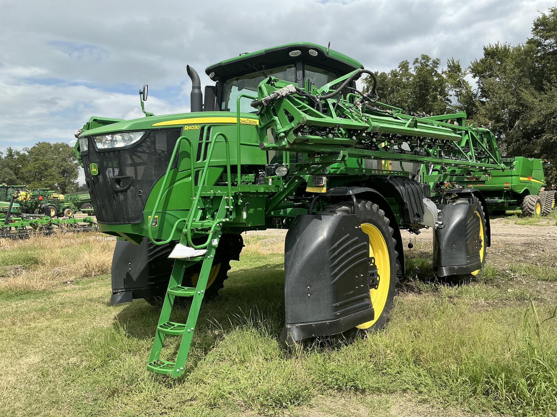 2018 John Deere R4030