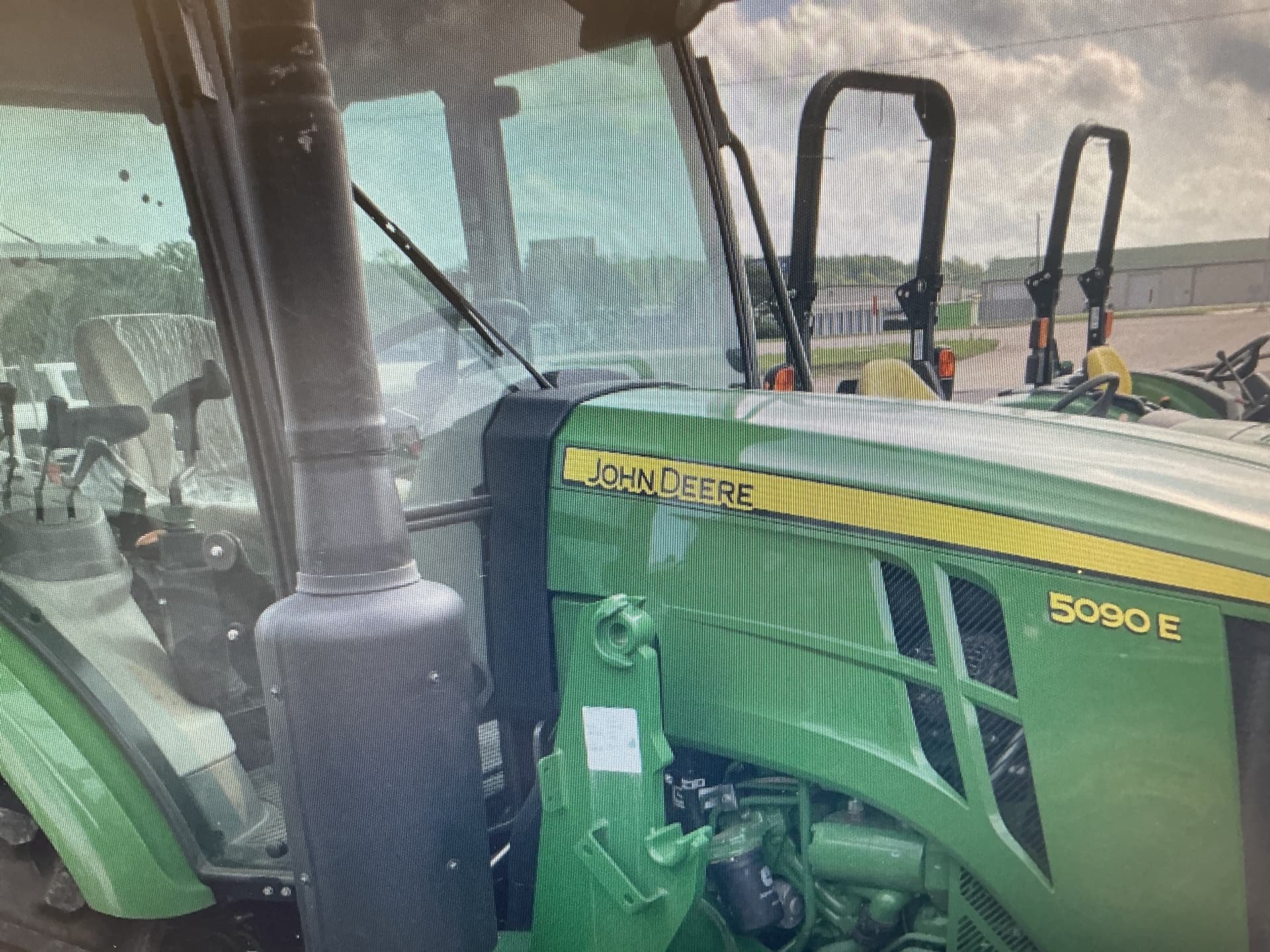 2024 John Deere 5090E Image