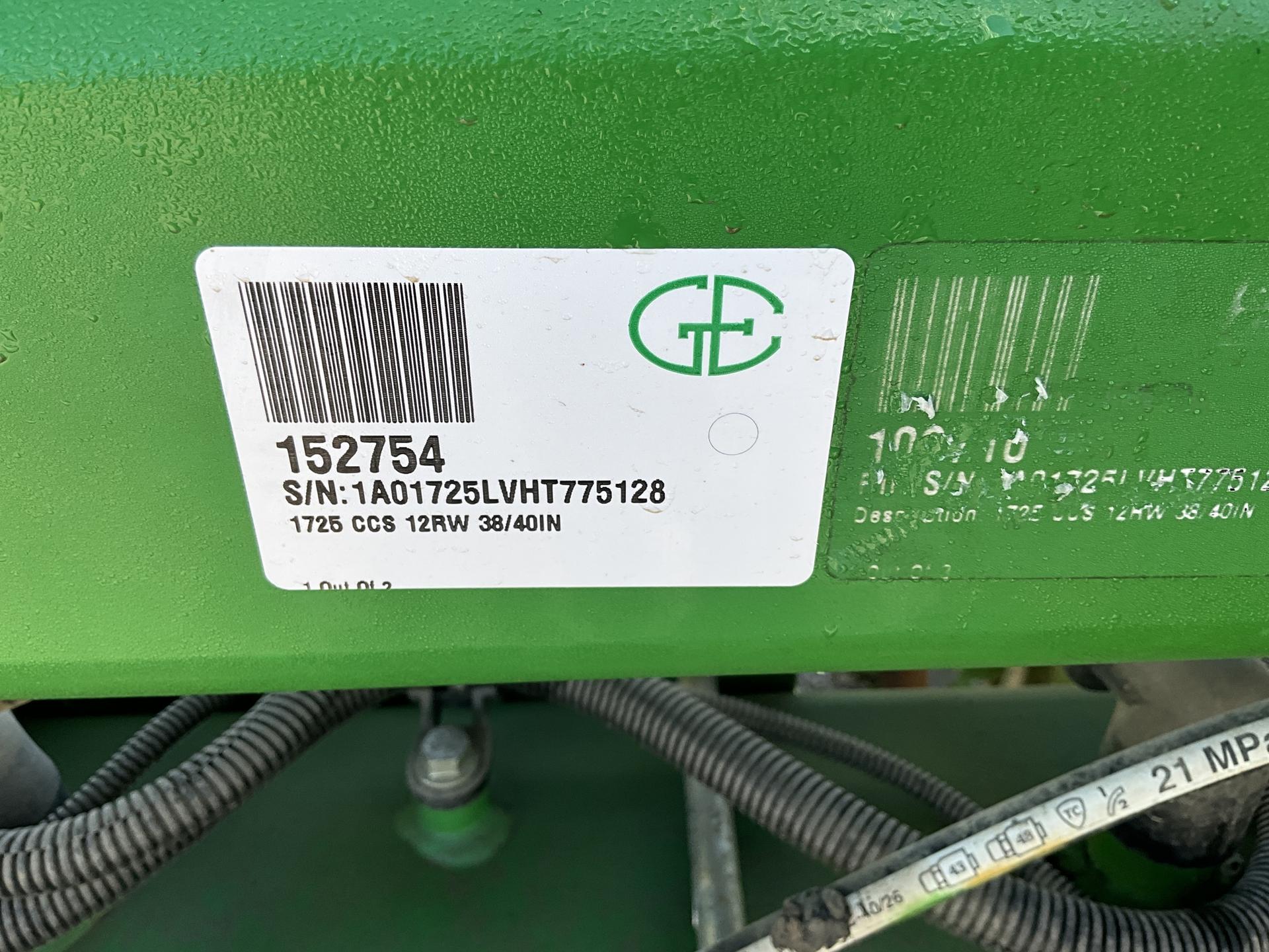 2019 John Deere 1725 CCS 25 rows 19″ spacing Image