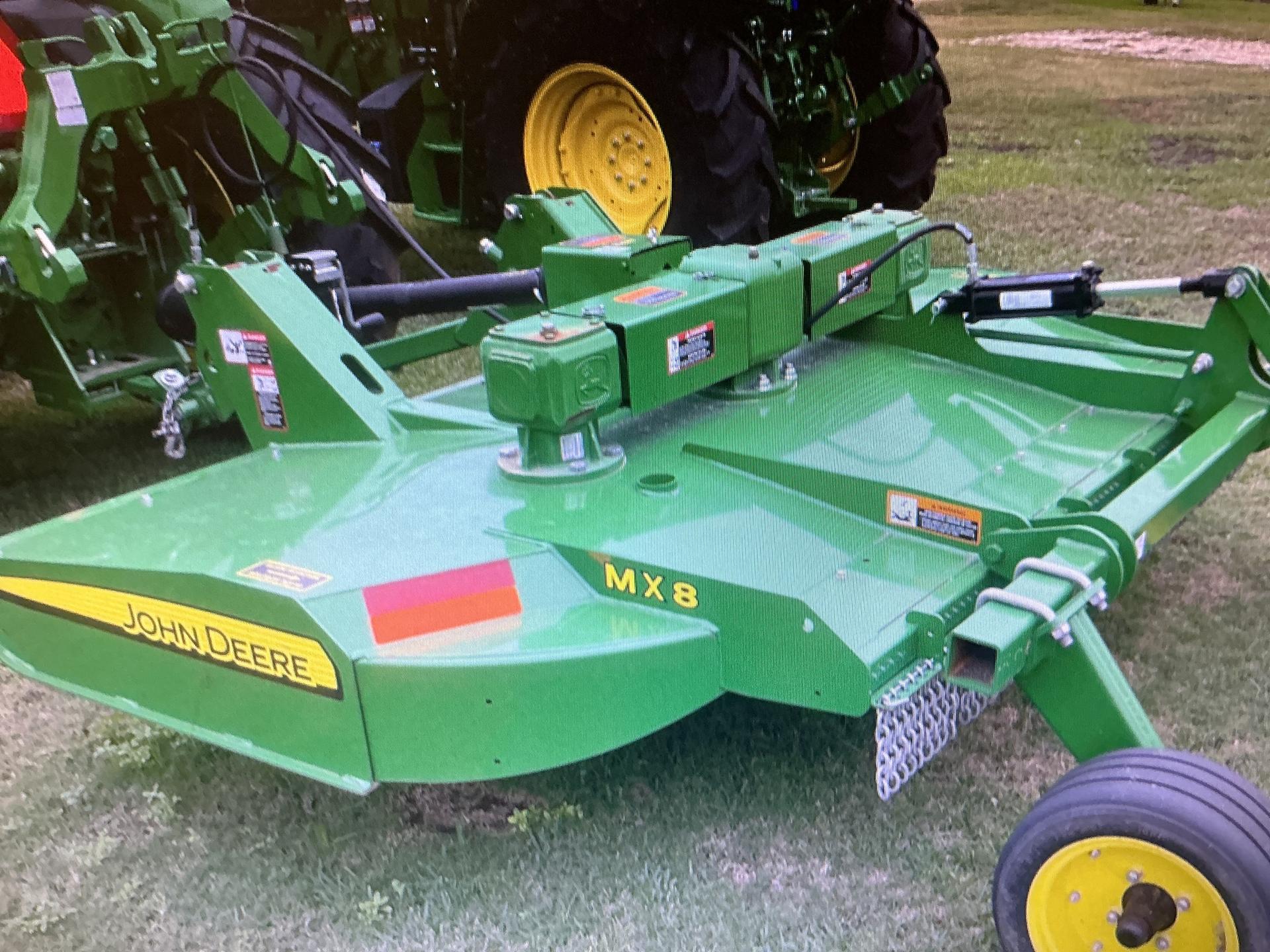 2022 John Deere MX8