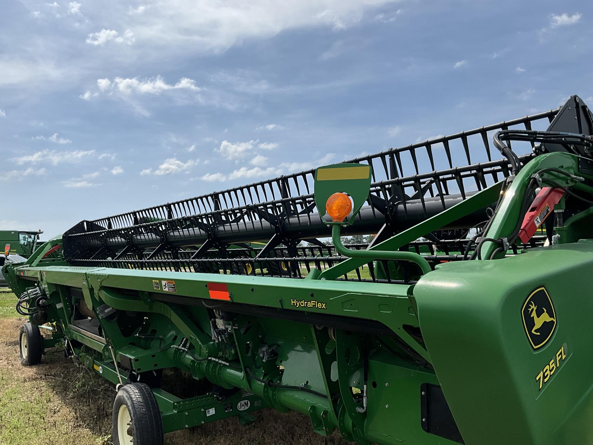 2019 John Deere 735FD