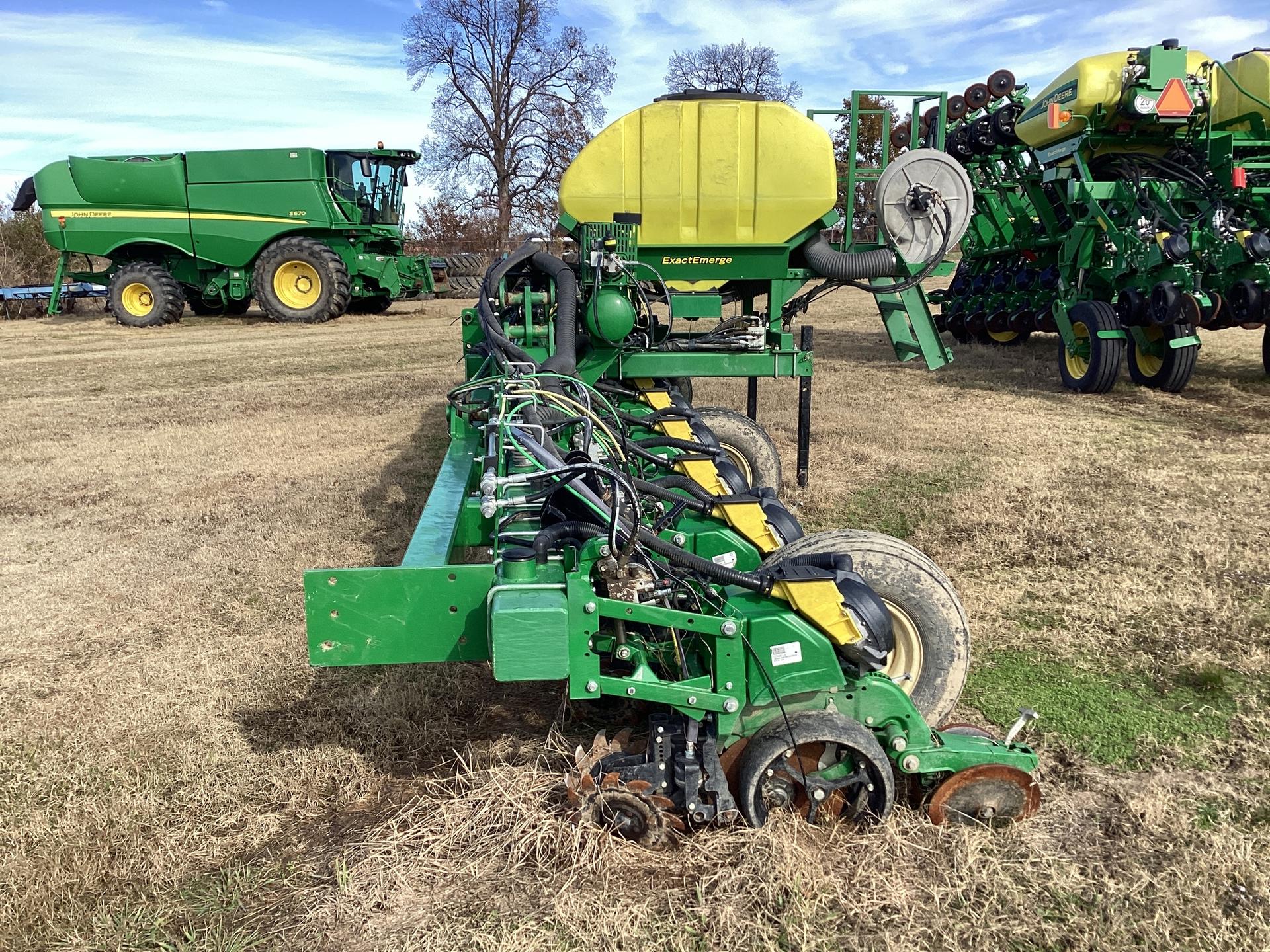 2019 John Deere 1725 - 36"