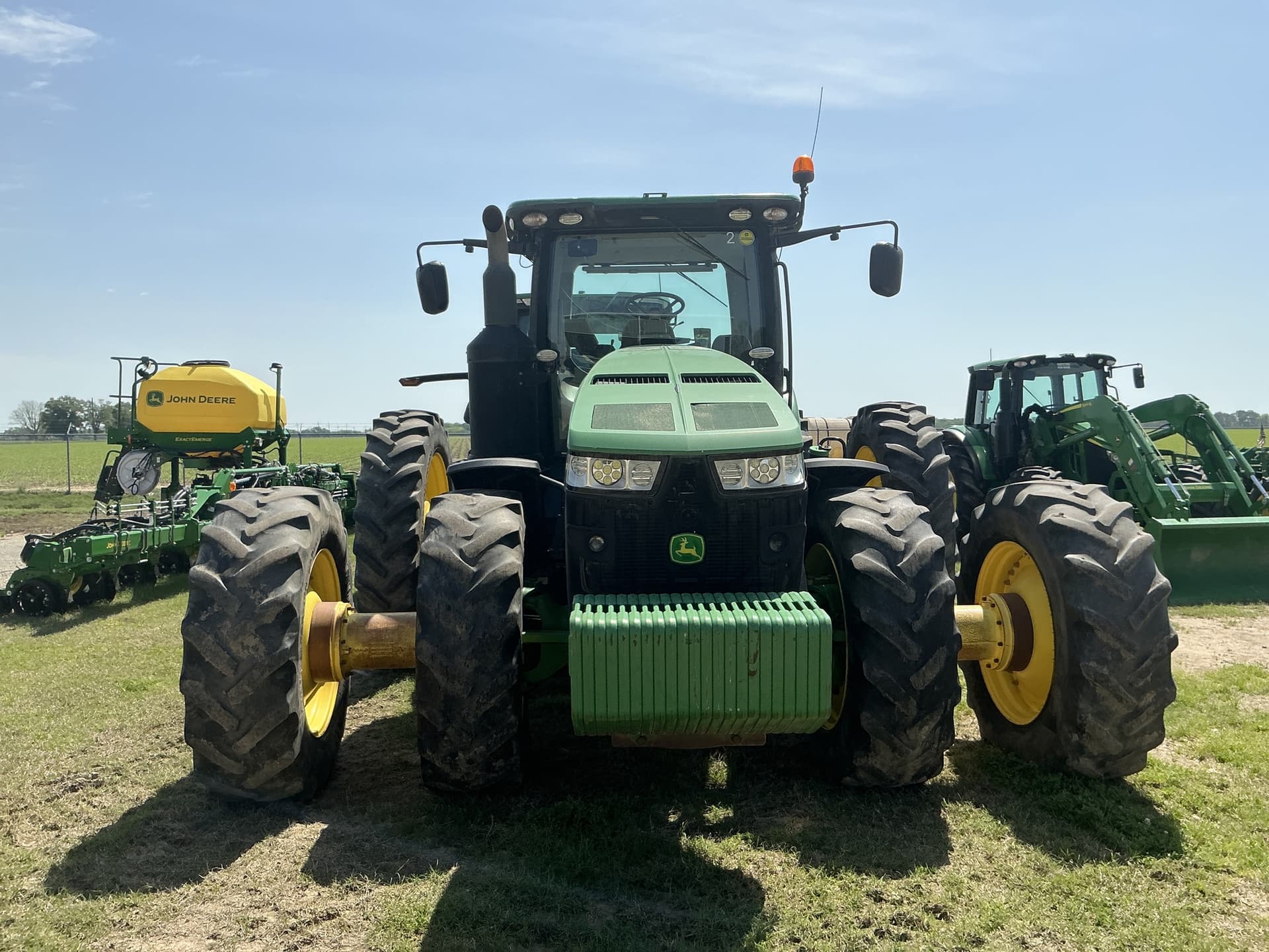 2015 John Deere 8320R Image