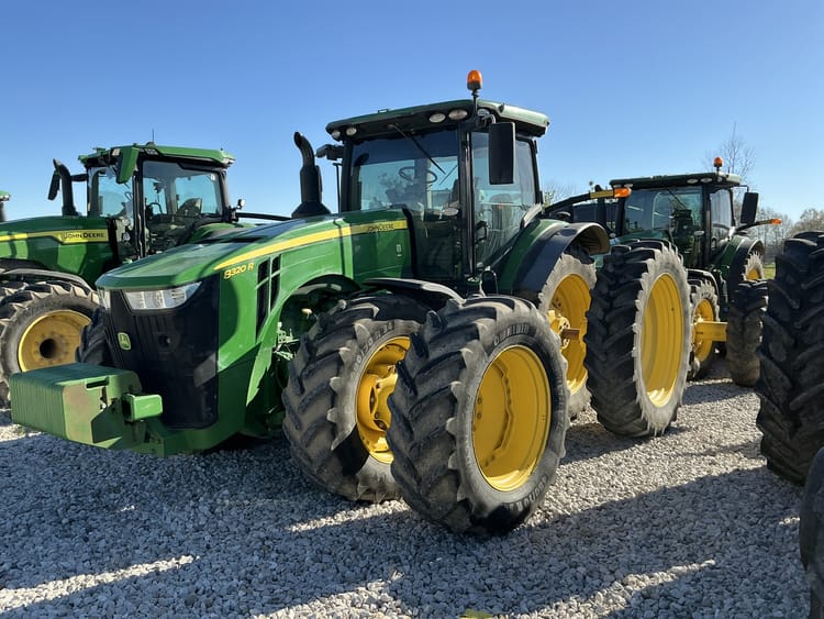 2018 John Deere 8320R