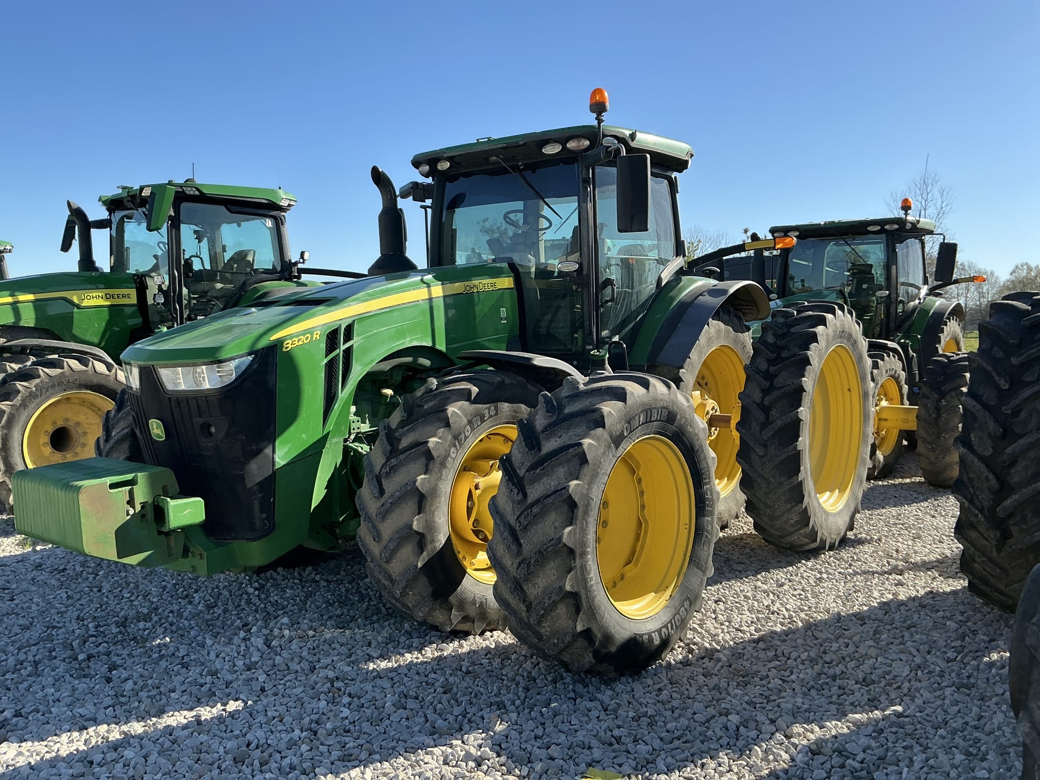 2018 John Deere 8320R