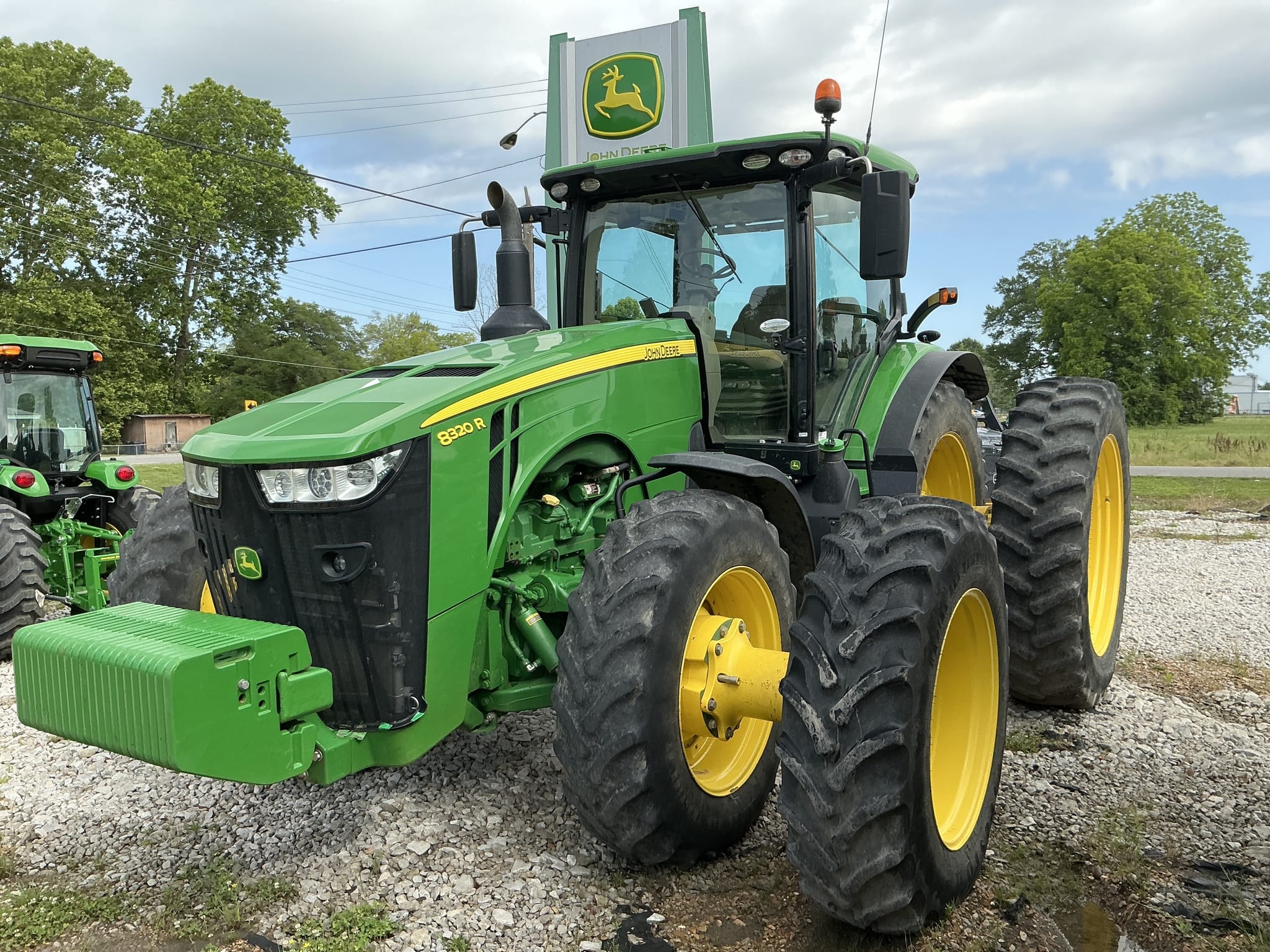 2020 John Deere 8320R