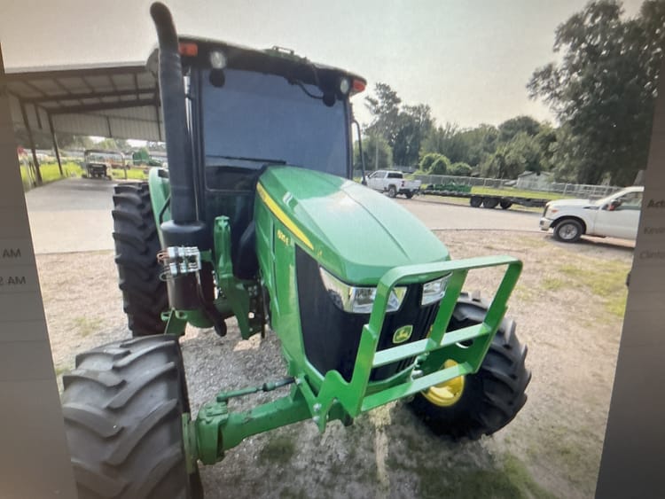 2022 John Deere 6135E
