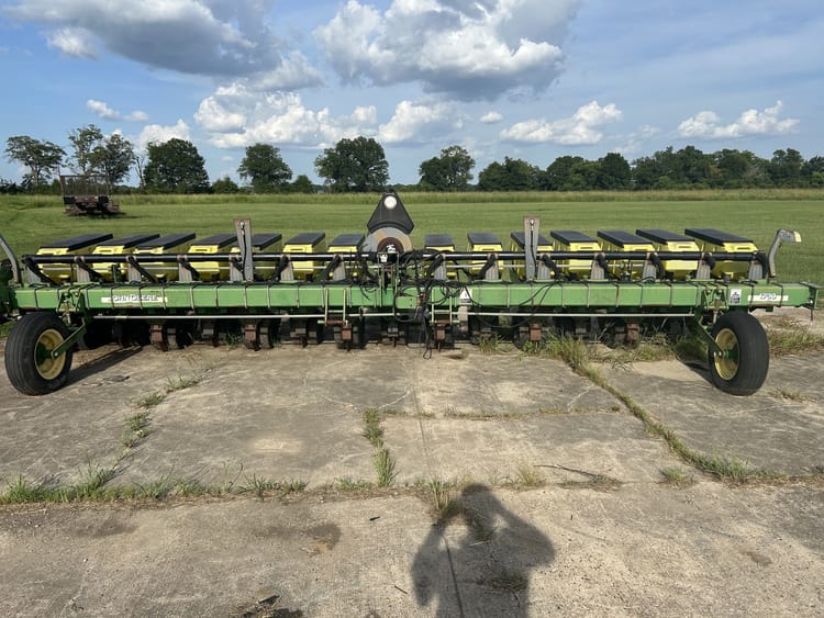 John Deere 1730