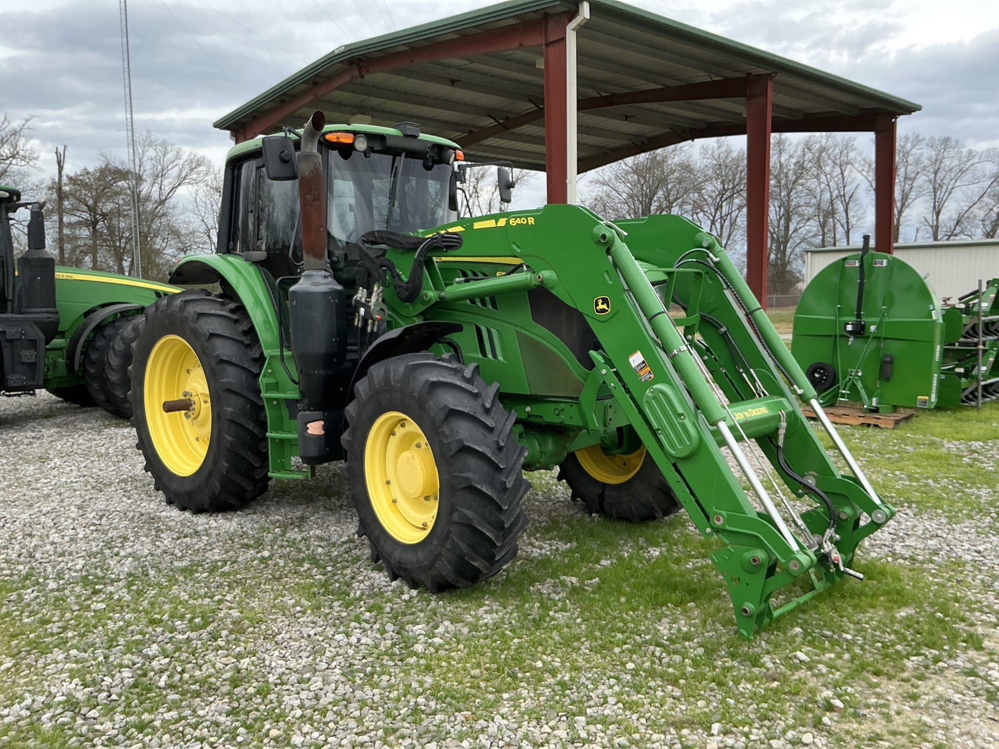 2016 John Deere 6155M