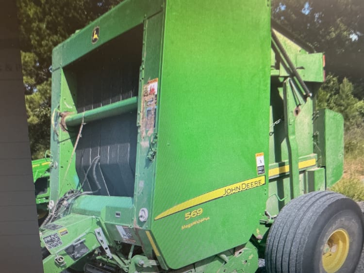 2015 John Deere 569