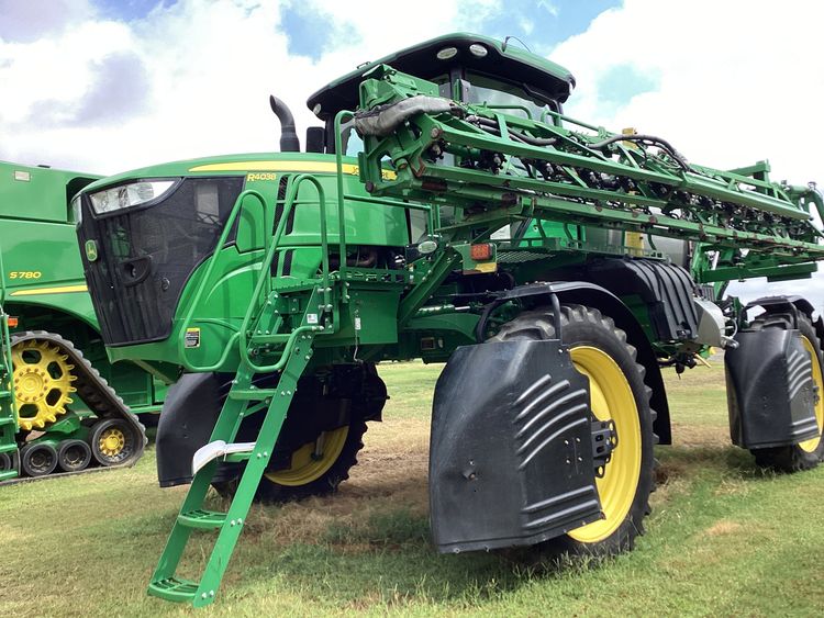 2019 John Deere R4038