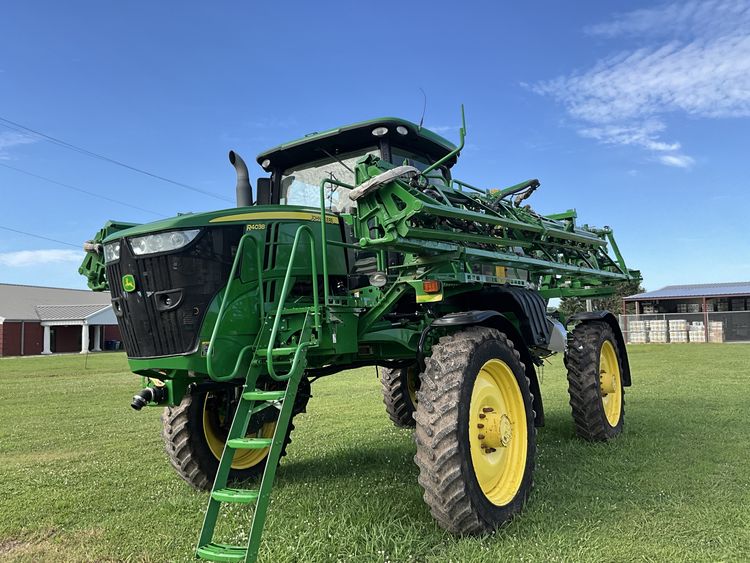 2017 John Deere R4038