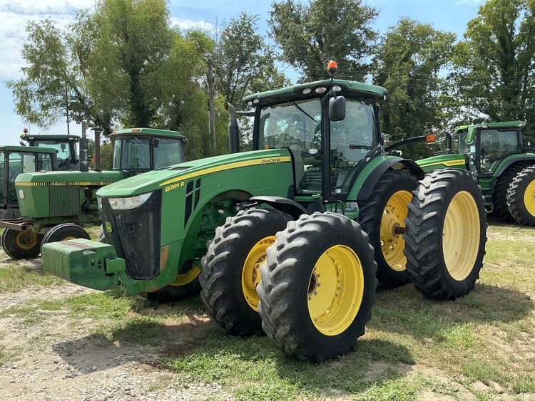 2011 John Deere 8285R