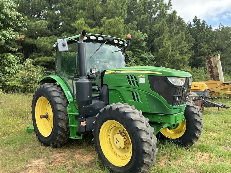 2017 John Deere 6155R