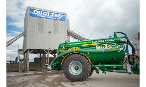 2400 Gallon Dust Suppression Tanker. Client: Quattro (UK) Ltd, London, UK